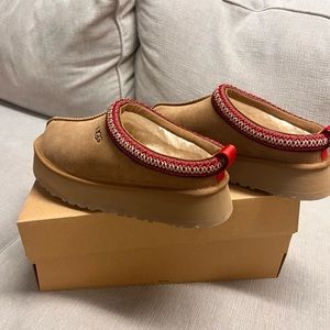 Ugh Tazz women’s size 8
